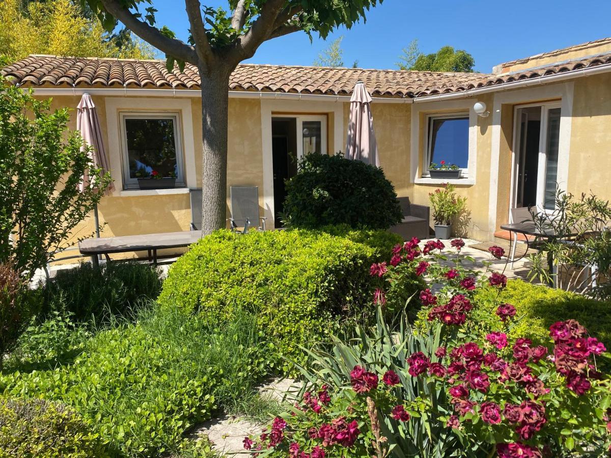 Les Romarins Bed & Breakfast Crestet Exterior photo