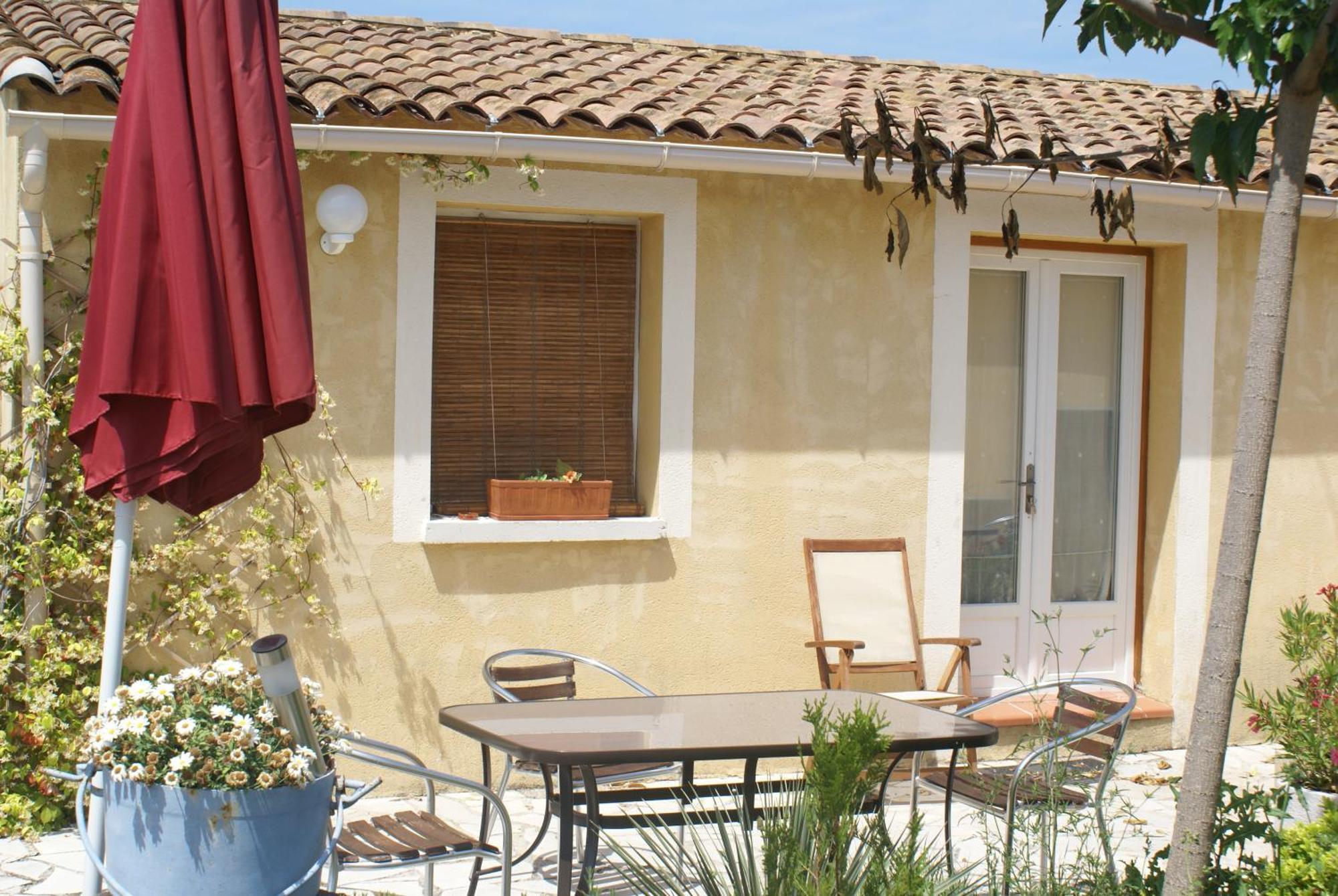 Les Romarins Bed & Breakfast Crestet Exterior photo