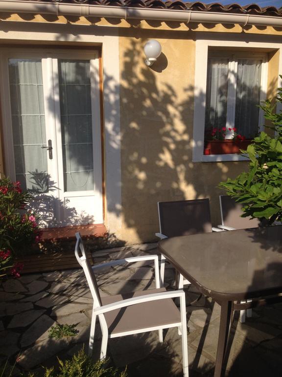 Les Romarins Bed & Breakfast Crestet Room photo